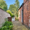 Photo 3: Court yard garden and large back garden area with washing line