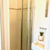 Photo 6: Powerful Shower