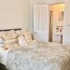 Photo 2: Your Ensuite