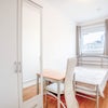 Photo 2: bedroom