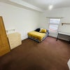 Photo 6: Room 1