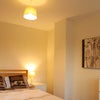 Photo 5: Room 4