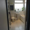 Photo 7: modern bathroom