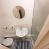 Photo 5: Room 6 (en-suite)
