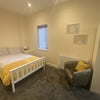 Photo 6: Ensuite Room 6
