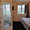 Photo 6: Bedroom 
