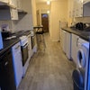 Photo 5: Kitchen