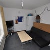 Photo 3: Lounge