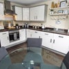 Photo 2: kitchen
