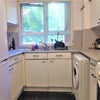 Photo 7: Kitchen