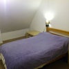Photo 7: bedroom