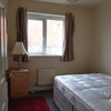 Photo 5: bedroom