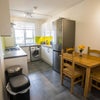 Photo 2: Kitchen