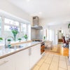 Photo 2: Luxury clean Kitchen