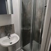 Photo 4: En-suite bathroom