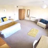Photo 2: Room 1