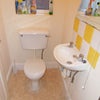 Photo 7: Cloakroom
