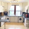 Photo 7: kitchen/dining