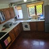Photo 3: kitchen