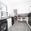 Photo 3: Kitchen