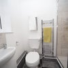 Photo 2: Showerroom
