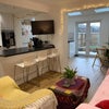 Photo 4: Lounge