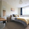 Photo 9: Room 4 - en suite - LET 