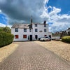 Photo 4: The House/Driveway