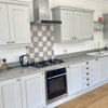 Photo 6: kitchen
