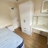 Photo 8: Room 5