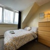 Photo 3: This double room rarely becomes available.