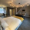 Photo 5: Room 3 - Let