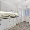 Photo 4: Kitchen