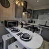Photo 3: Kitchen diner 