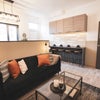 Photo 8: Lounge