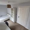 Photo 4: Bedroom 2