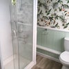 Photo 2: room 2 ensuite