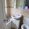 Photo 8: room 1 ensuite 