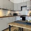 Photo 7: Kitchen