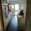 Photo 4: Kitchen and garden 