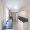Photo 5: Kitchen
