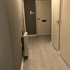 Photo 8: Hall
