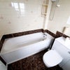 Photo 7: Upstairs Bathroom 