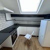 Photo 4: kitchen 