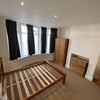 Photo 8: Room 4