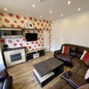 Photo 6: Lounge