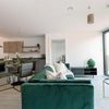 Photo 4: Living Room