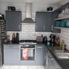 Photo 5: Kitchen