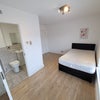 Photo 6: *NOW TAKEN* Double Bedroom 3 with Ensuite & parking. £750