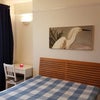 Photo 4: Bed